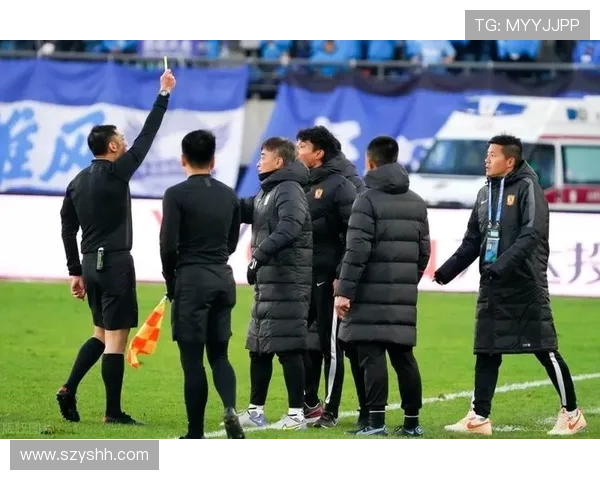北京足球队节奏对比深度剖析与战术演变的影响探讨
